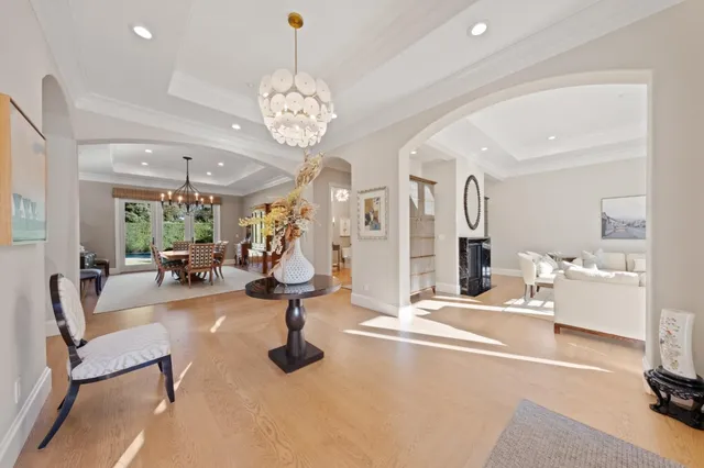 $7,198,000 | 530 Barbara Way, Hillsborough, CA 94010