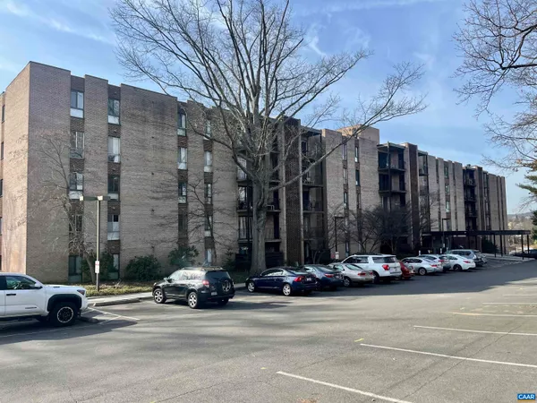 $289,500 | 511 1st Street North, Unit 201, Charlottesville, VA 22902
