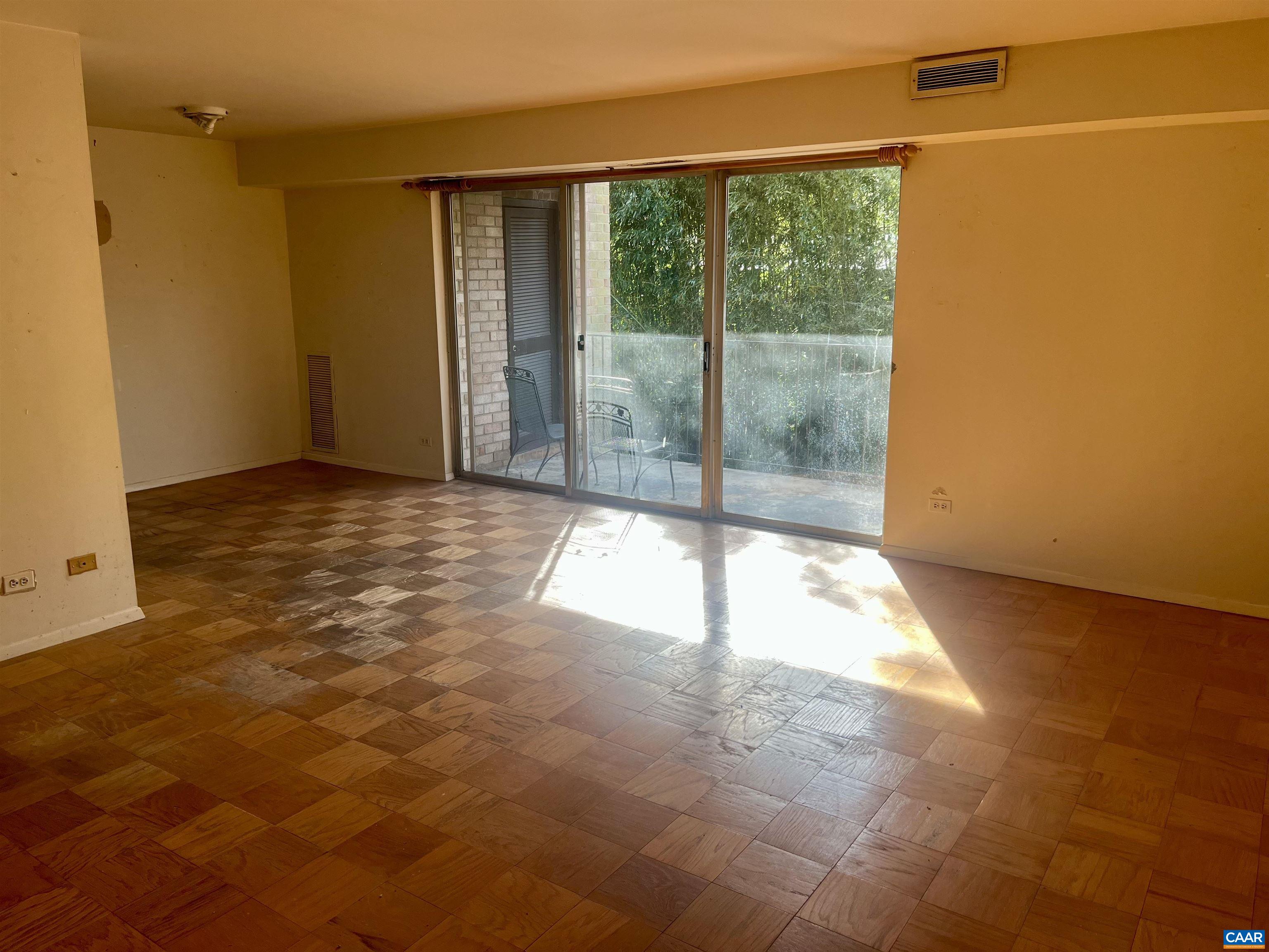 511 1st Street North, Unit 201 Charlottesville, VA 22902 - Photo 9 of 19