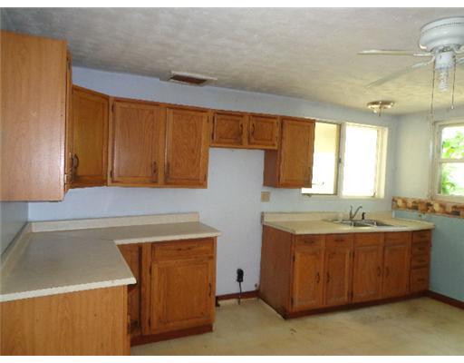 2332 Mechanicsburg Road Springfield, OH 45503 - Photo 7 of 9 Gallery Image 7