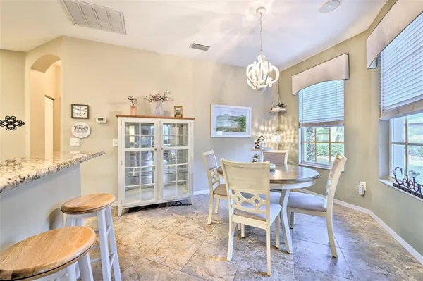 $349,000 | 5734 Heronpark Place, Lithia, FL 33547