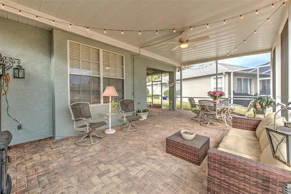 $349,000 | 5734 Heronpark Place, Lithia, FL 33547