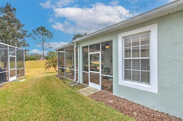 $349,000 | 5734 Heronpark Place, Lithia, FL 33547