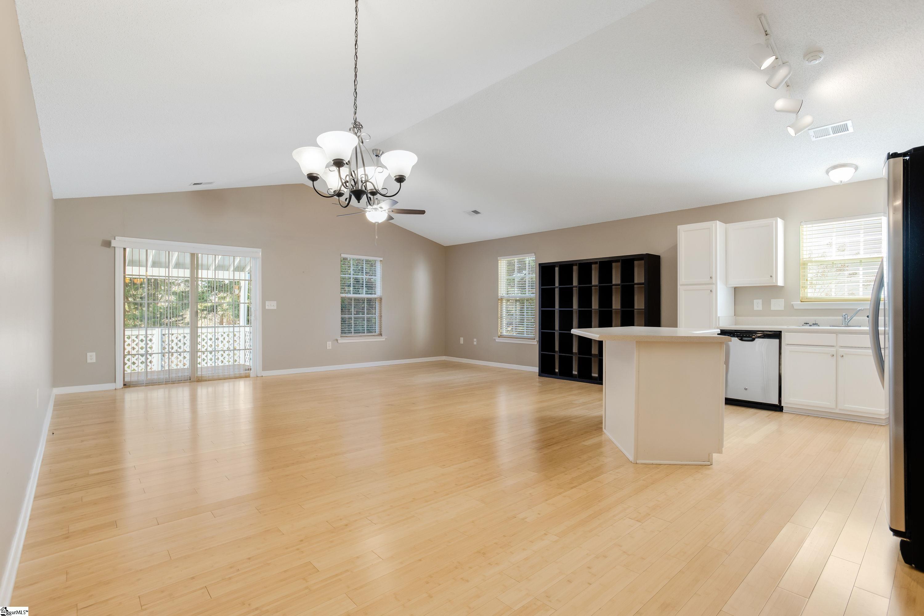 25 Watkins Bridge Road Greenville, SC 29617 - Photo 2 of 23