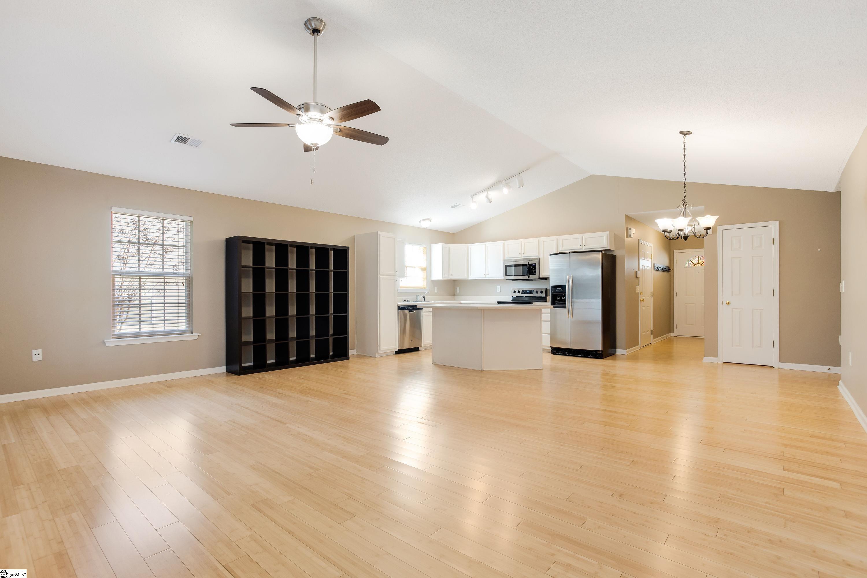 25 Watkins Bridge Road Greenville, SC 29617 - Photo 4 of 23