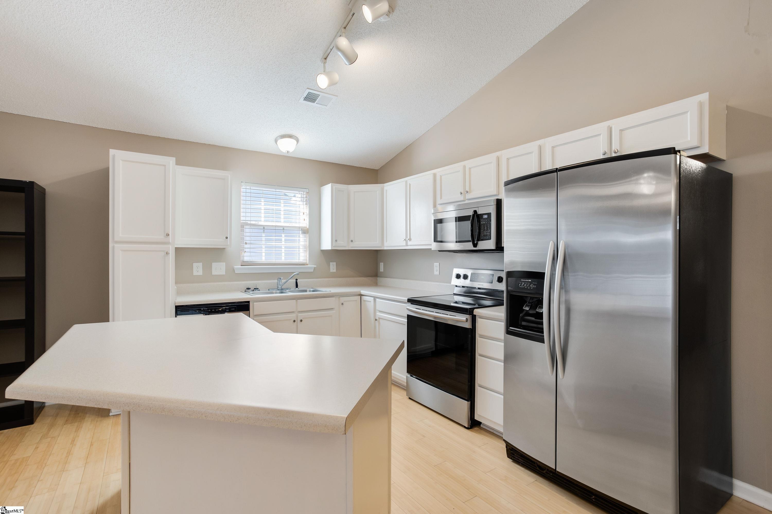 25 Watkins Bridge Road Greenville, SC 29617 - Photo 5 of 23