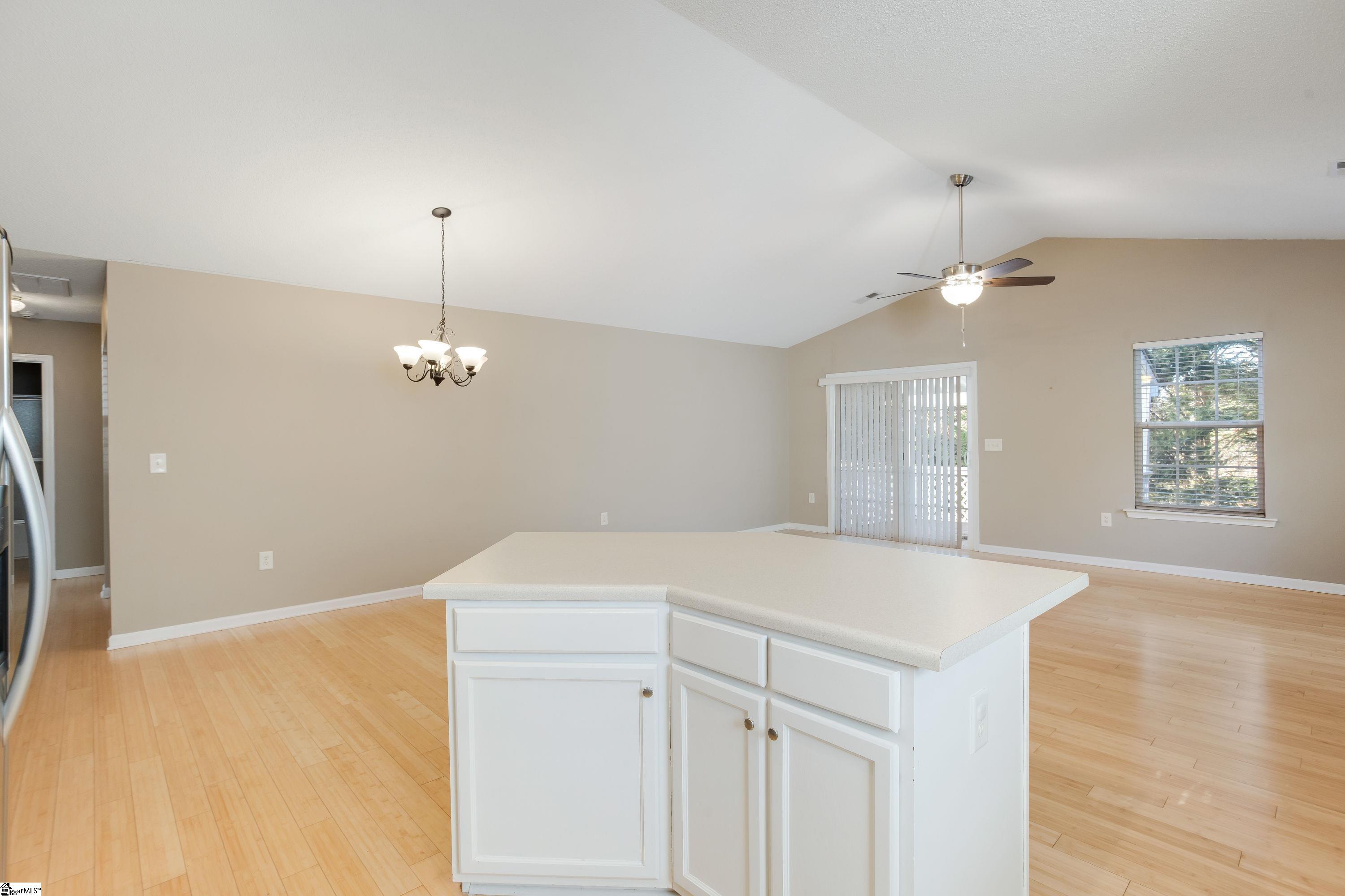 25 Watkins Bridge Road Greenville, SC 29617 - Photo 6 of 23