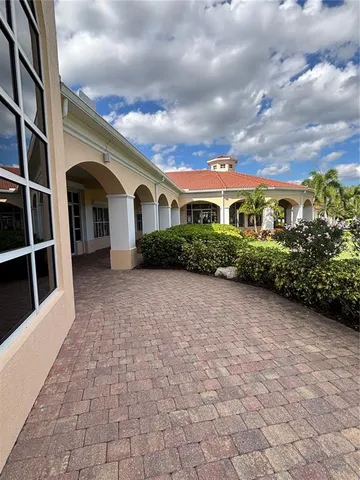 $2,500 | 7892 Farina Court, Sarasota, FL 34238