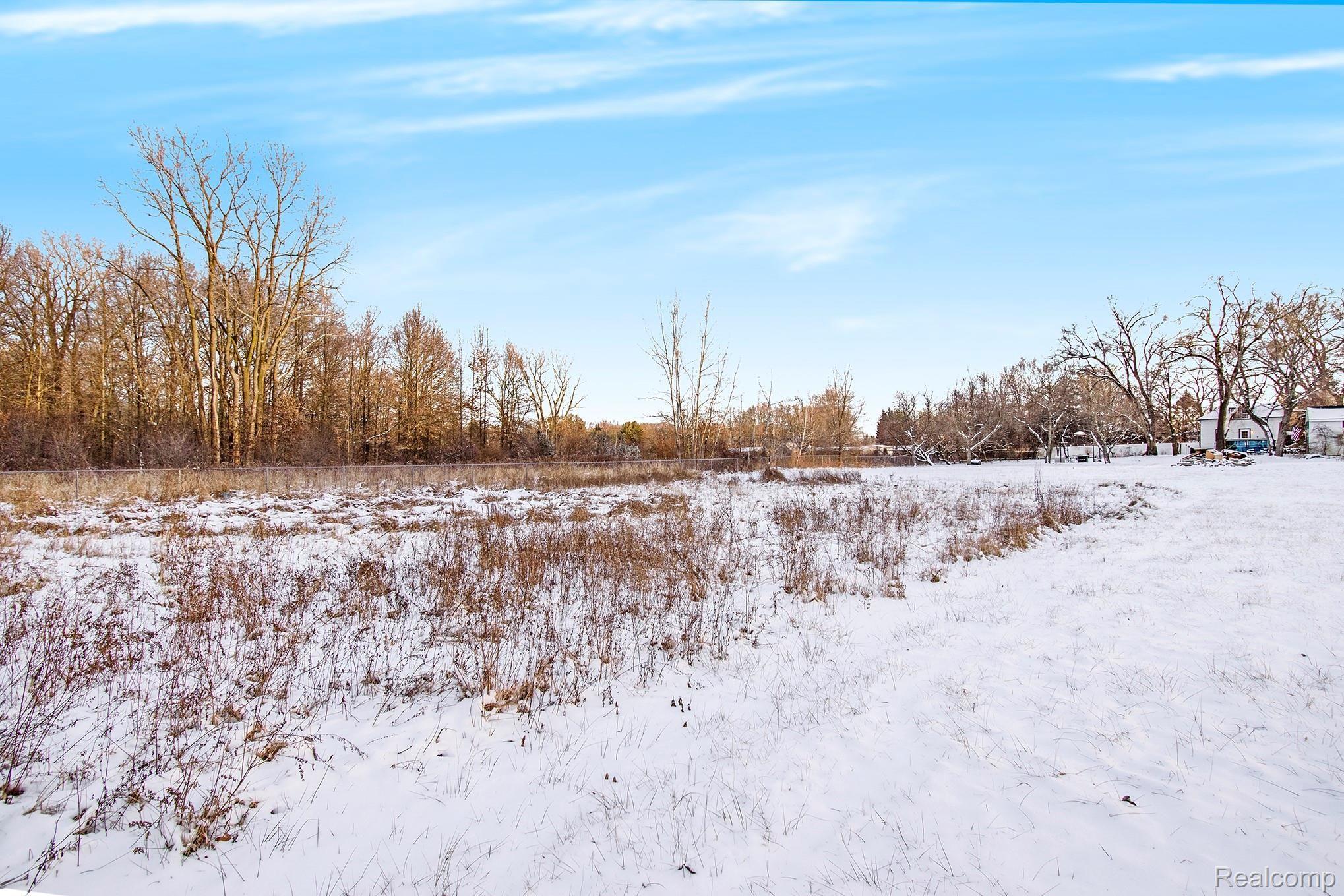 28350 Sibley Road Romulus, MI 48174 - Photo 6 of 36 DSC_0097.jpg