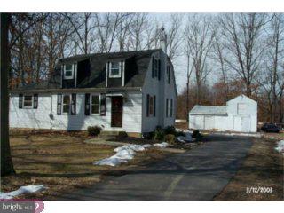 1427 Janvier Road Williamstown, NJ 08094 - Photo 2 of 5