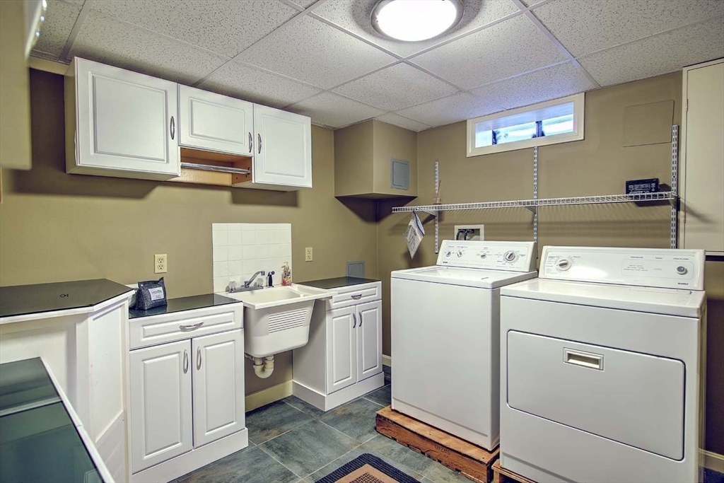 173 Quanapoag Road Freetown, MA 02717 - Photo 17 of 35 Gallery Image 17