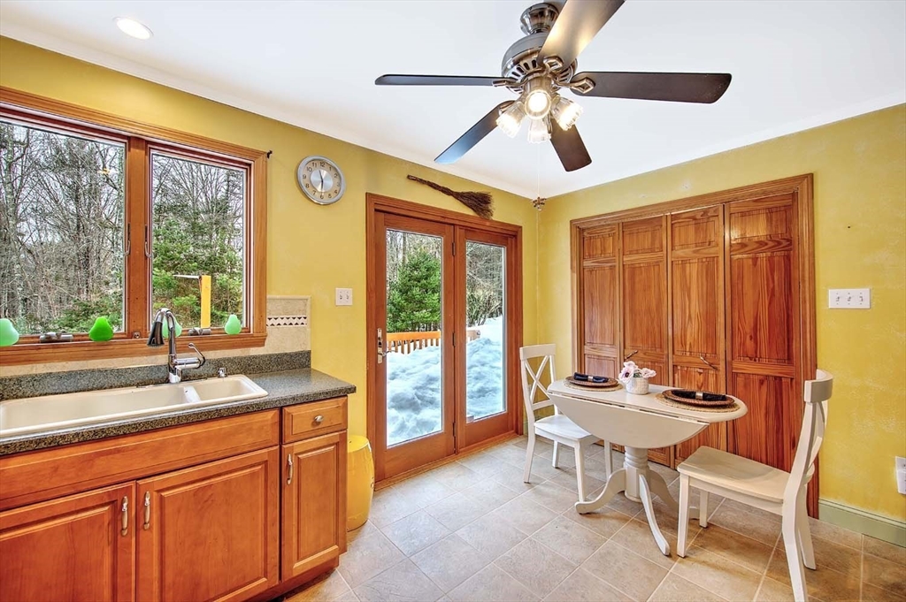 173 Quanapoag Road Freetown, MA 02717 - Photo 8 of 35 Gallery Image 8