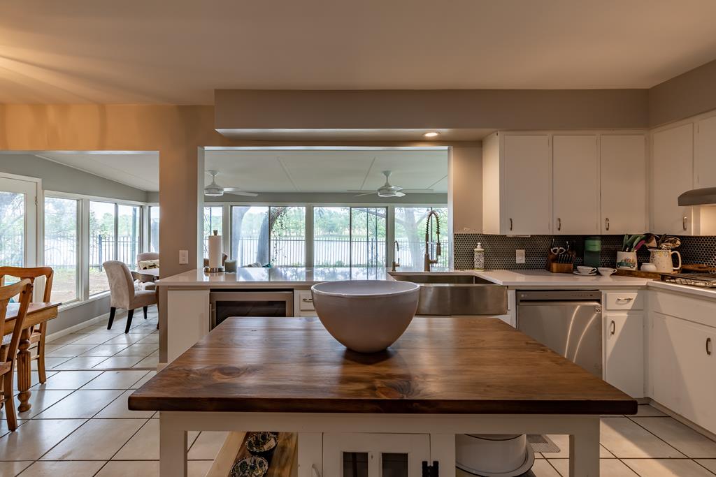 2865 Bandera Highway Kerrville, TX 78028 - Photo 12 of 26