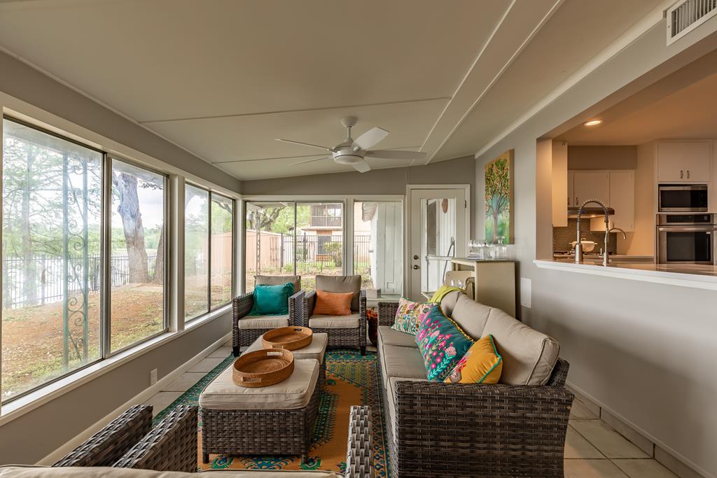 2865 Bandera Highway Kerrville, TX 78028 - Photo 15 of 26