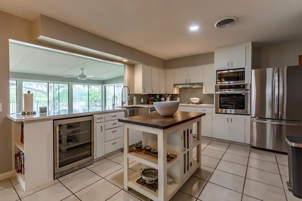 $2,950 | 2865 Bandera Highway, Kerrville, TX 78028