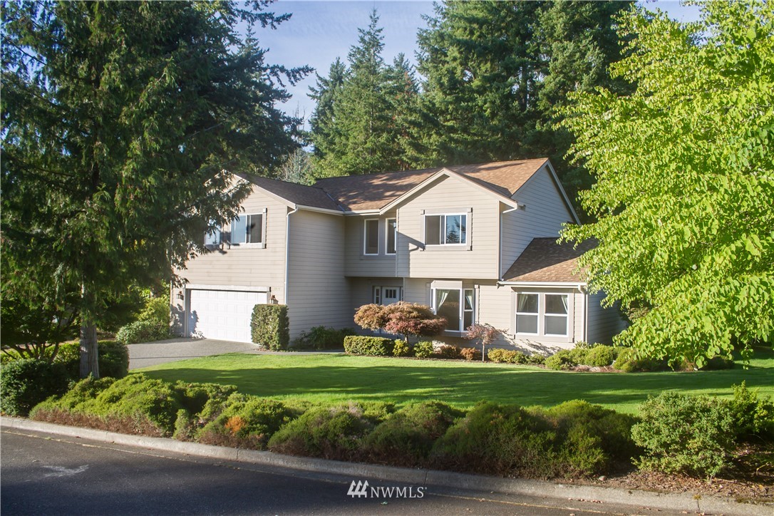 1924 Rhododendron Way Bellingham, WA 98229 - Photo 1 of 24 Gallery Image 1