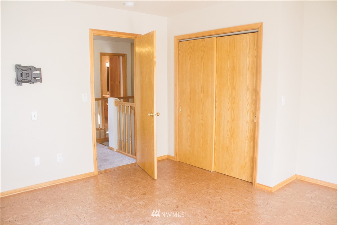 1924 Rhododendron Way Bellingham, WA 98229 - Photo 12 of 24 Gallery Image 12