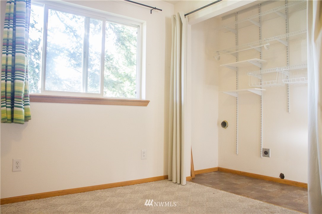 1924 Rhododendron Way Bellingham, WA 98229 - Photo 15 of 24 Gallery Image 15