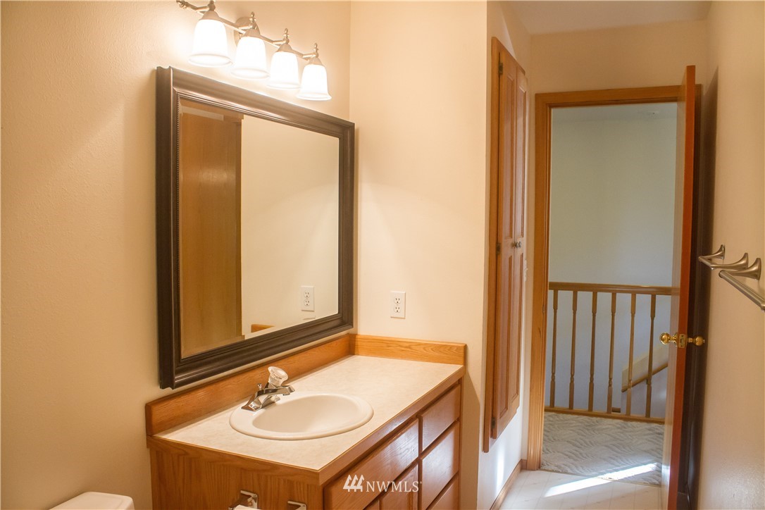 1924 Rhododendron Way Bellingham, WA 98229 - Photo 17 of 24 Gallery Image 17