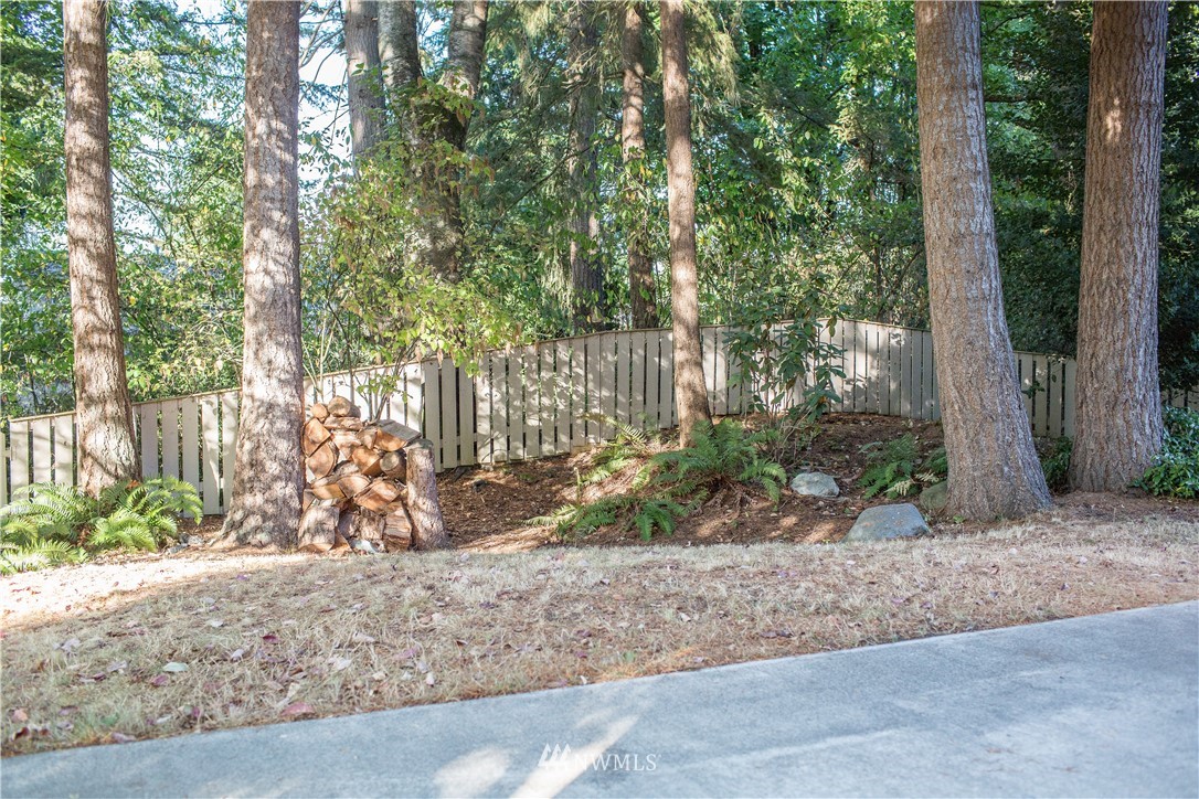 1924 Rhododendron Way Bellingham, WA 98229 - Photo 23 of 24 Gallery Image 23