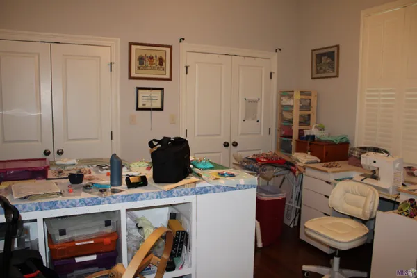 $240,000 | 13804 Azalea Drive, St. Francisville, LA 70775