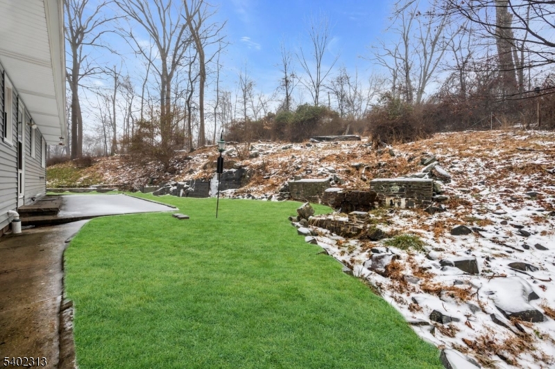 128 Old Croton Road Flemington, NJ 08822 - Photo 25 of 35 a view of a yard with a house