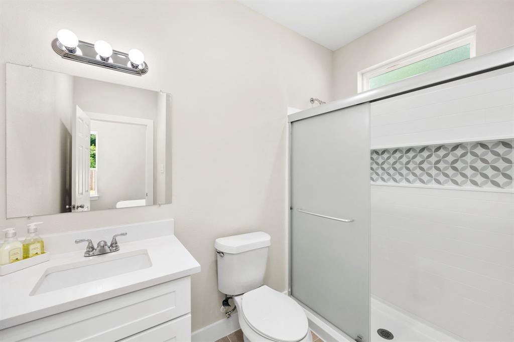 6832 Morrow Street, Unit B Houston, TX 77091 - Photo 14 of 29