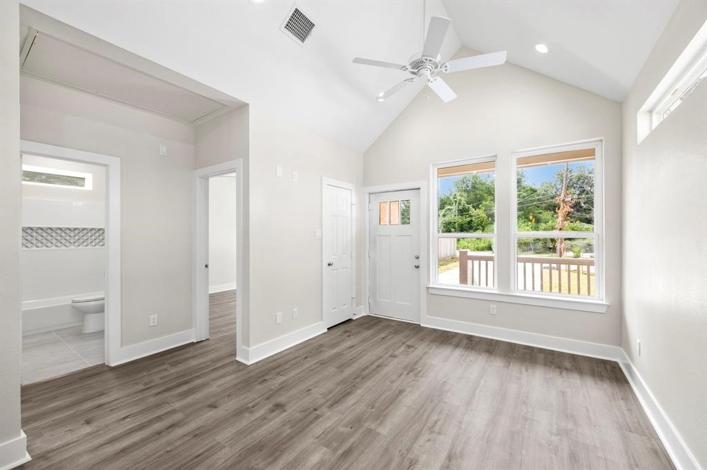 6832 Morrow Street, Unit B Houston, TX 77091 - Photo 26 of 29