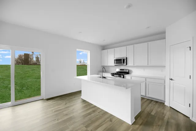 $379,090 | 646 West Ashton Drive, Maple Park, IL 60151