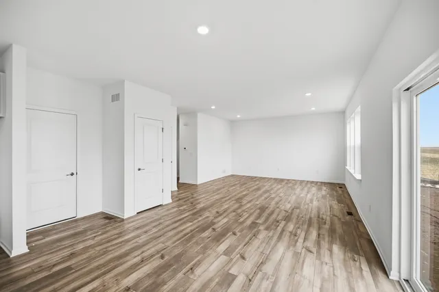 $379,090 | 646 West Ashton Drive, Maple Park, IL 60151