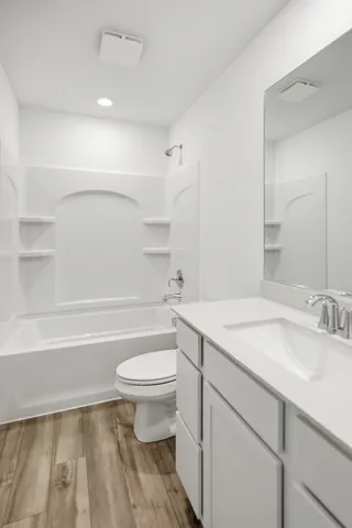 $379,090 | 646 West Ashton Drive, Maple Park, IL 60151