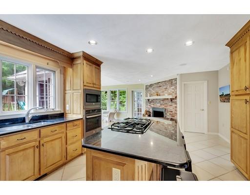 5 Westminster Rd Way Andover, MA 01810 - Photo 5 of 38 Gallery Image 5