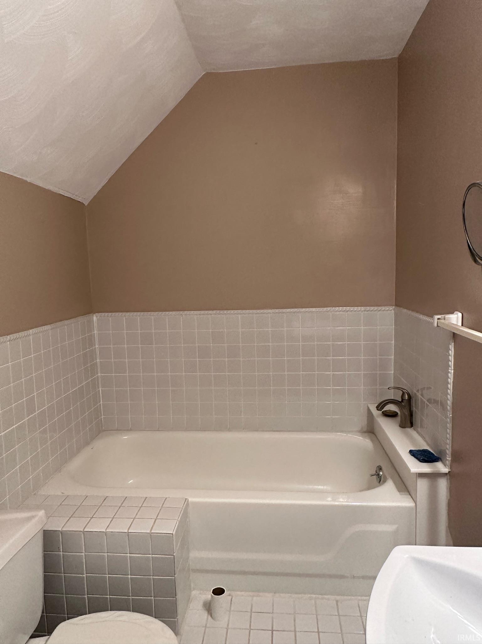 3347 South Old Clifty Road Bloomfield, IN 47424 - Photo 23 of 36