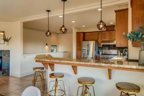 $1,150,000 | 594 Kings Avenue, Morro Bay, CA 93442