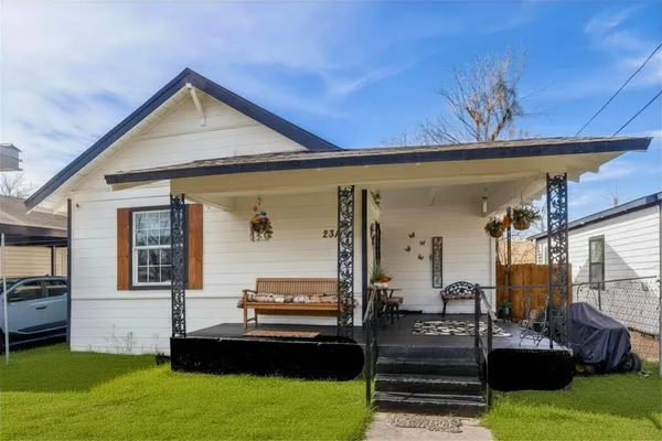 $222,900 | 2317 Anderson Street, Dallas, TX 75215