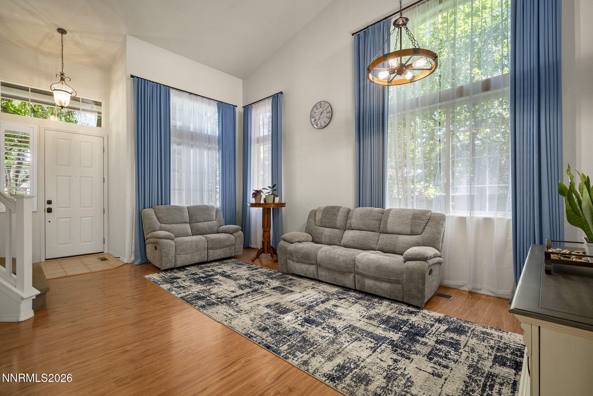 9629 Thunder Mountain Way Reno, NV 89521 - Photo 5 of 28 5-web-or-mls-_DSC6045