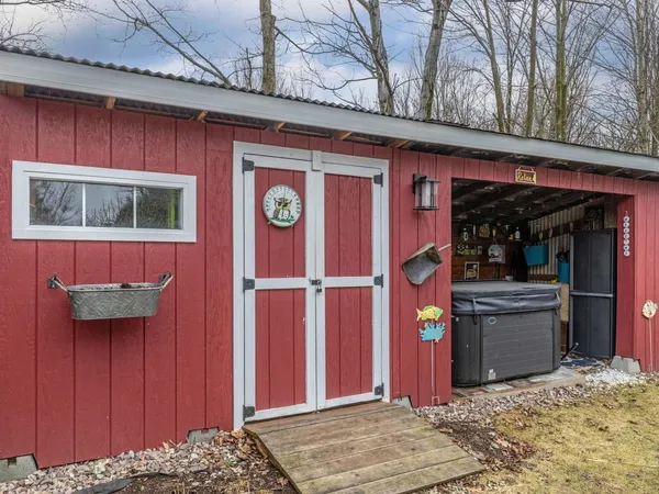 $424,600 | 168 Place Road West, Hinesburg, VT 05461