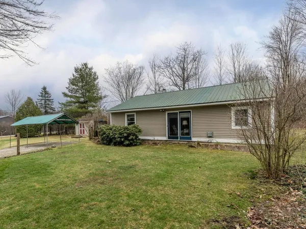 $424,600 | 168 Place Road West, Hinesburg, VT 05461