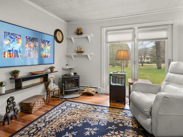 $424,600 | 168 Place Road West, Hinesburg, VT 05461