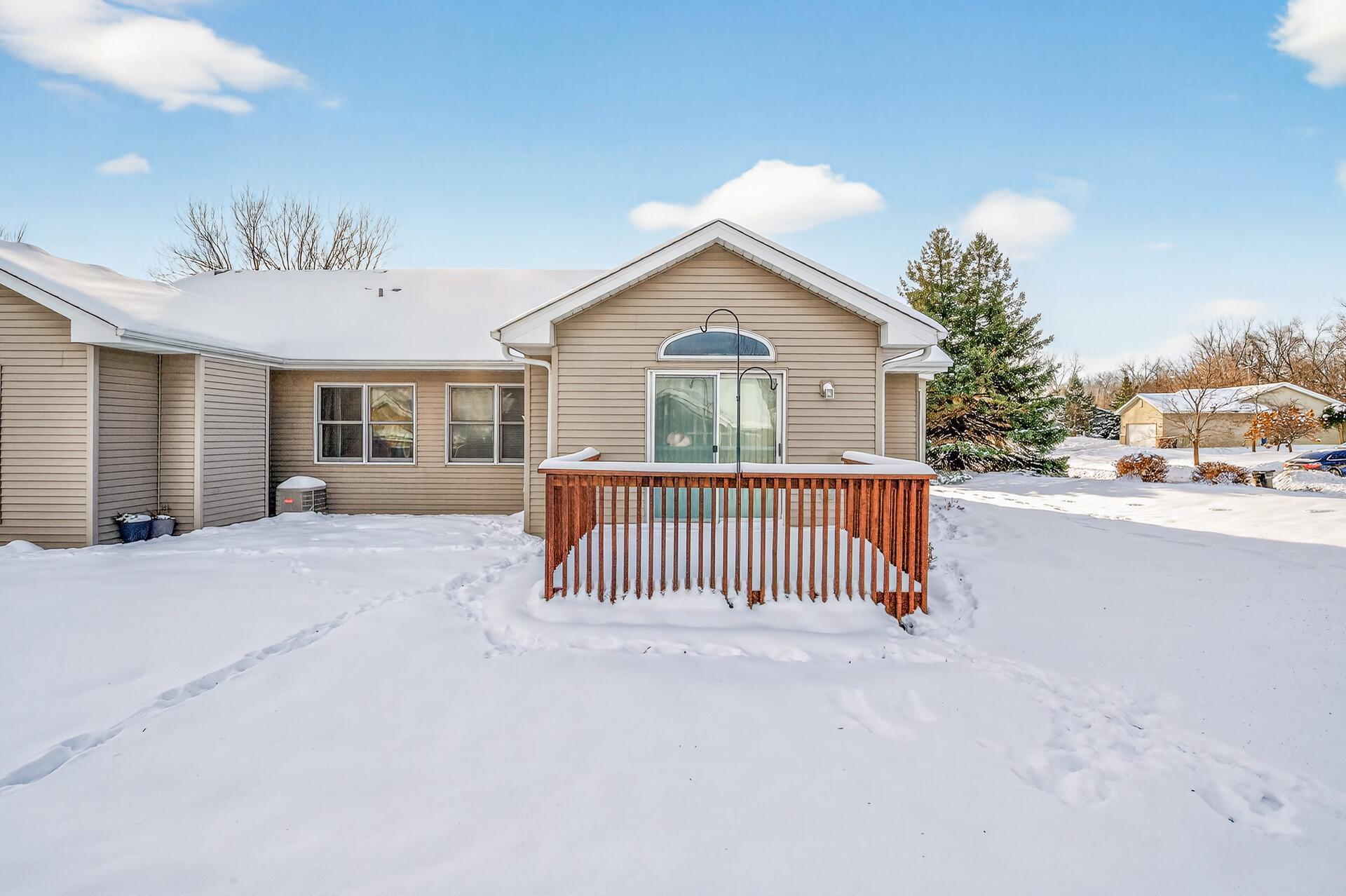 2121 Southwind Road Maplewood, MN 55109 - Photo 24 of 26