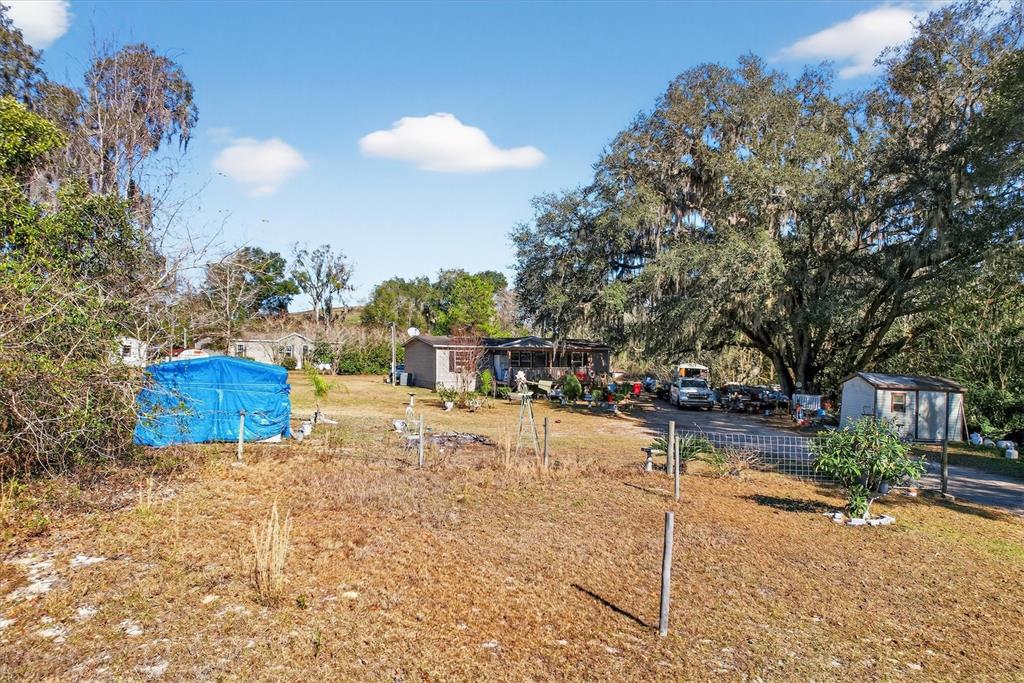 5083 Southeast 70th Loop Ocala, FL 34480 - Photo 31 of 34 a view of a backyard