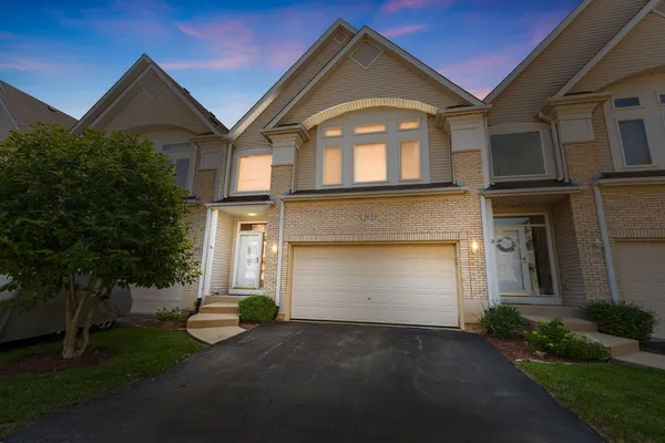 $359,000 | 363 Aaron Lane, Bolingbrook, IL 60440