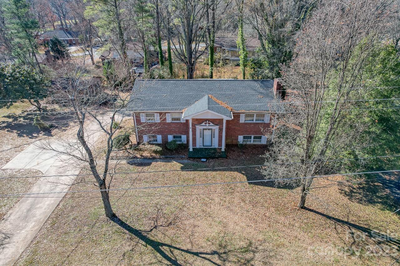 4081 Section House Road Hickory, NC 28601 - Photo 3 of 48 front view of a house with a yard
