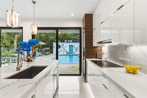 $2,499,999 | 400 Northwest 24th Street, Wilton Manors, FL 33311