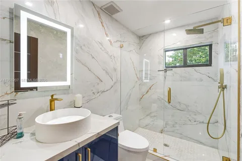 $2,499,999 | 400 Northwest 24th Street, Wilton Manors, FL 33311