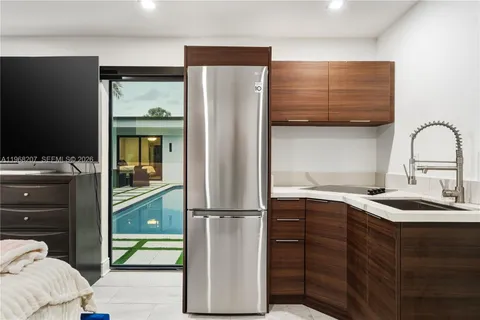 $2,499,999 | 400 Northwest 24th Street, Wilton Manors, FL 33311