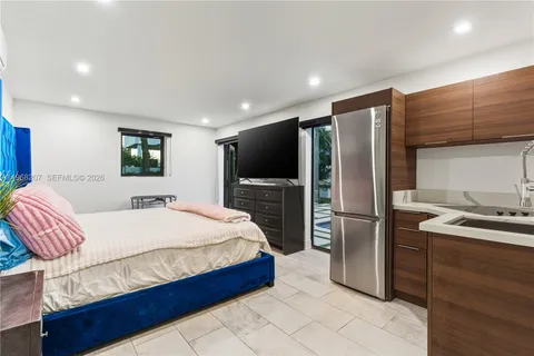 $2,499,999 | 400 Northwest 24th Street, Wilton Manors, FL 33311