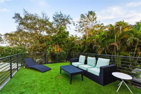 $2,499,999 | 400 Northwest 24th Street, Wilton Manors, FL 33311