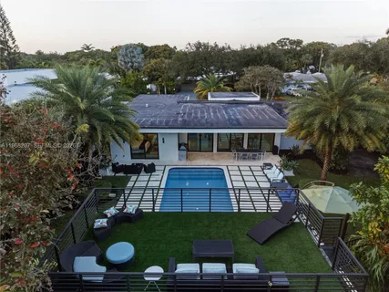 $2,499,999 | 400 Northwest 24th Street, Wilton Manors, FL 33311