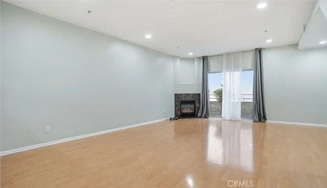 $679,000 | 411 North Jackson Street, Unit 104, Glendale, CA 91206